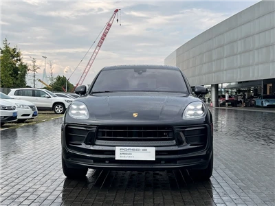 Porsche Macan 2 iz 2024
